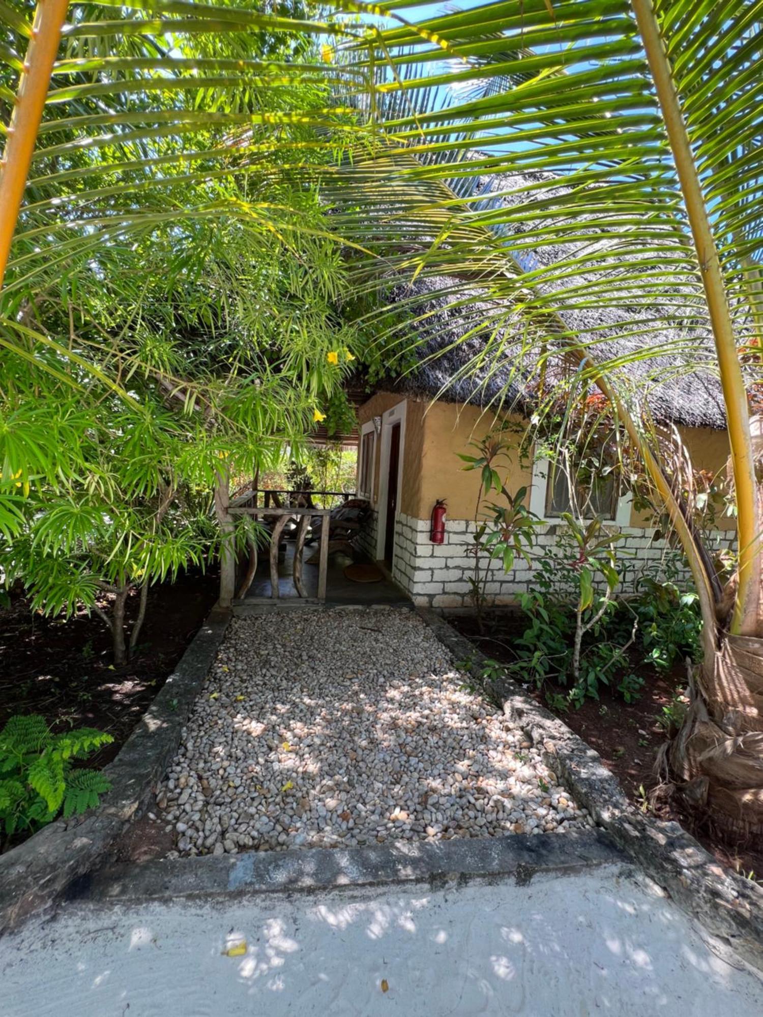 Ujamaa Beach Resort Makunduchi Dış mekan fotoğraf